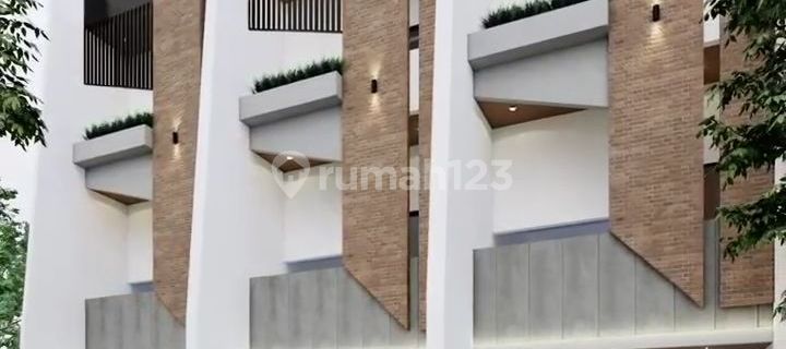 Occupancy Can Reach 100%! Invest in a Popular Boarding House in Central Jakarta! Near ITC Cempaka Mas Complex. Vast Market! Close to Campuses & Offices. Room Tenants Always Available. Continuous Capital Gain! Located in a Strategic Commercial Area. Easy Access to City Center, Public Minibuses, and Busway. 1