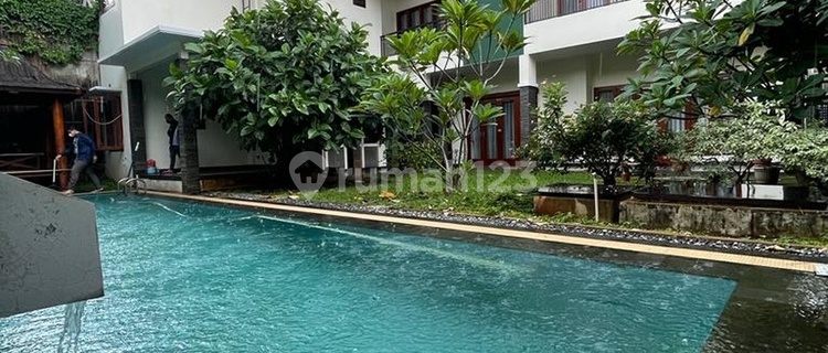 DIJUAL RUMAH MEWAH BAGUS di Jl MENDUT / MENTENG, CIKINI, JAKPUS 1