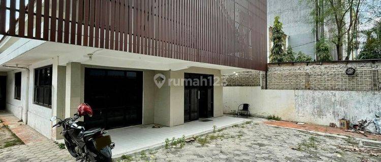 DIJUAL RUMAH / RUANG USAHA di Jl RADEN SALEH / CIKINI, MENTENG 1