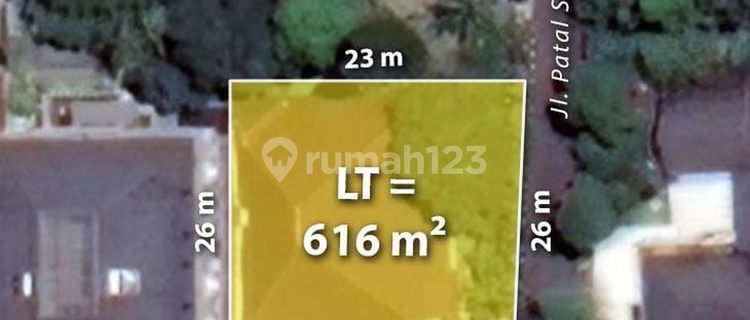 House at Jl Patal Senayan, South Jakarta 1