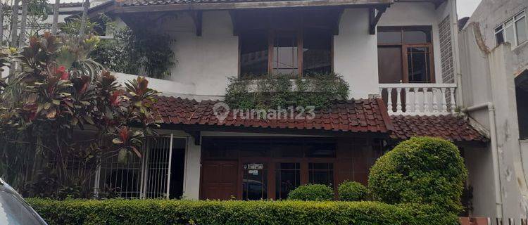 Rumah 2 Lantai Cantik di Kota Bandung 1