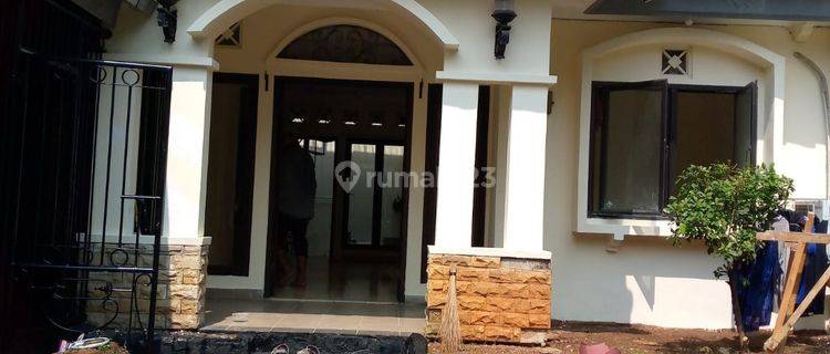 Rumah Bagus Siap Huni di Puri Sriwedari Cibubur 1