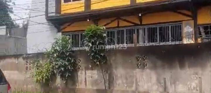 Gudang Baru Lokasi Pinggir Jalan Raya Cikeas Muat Kontainer Besar 1