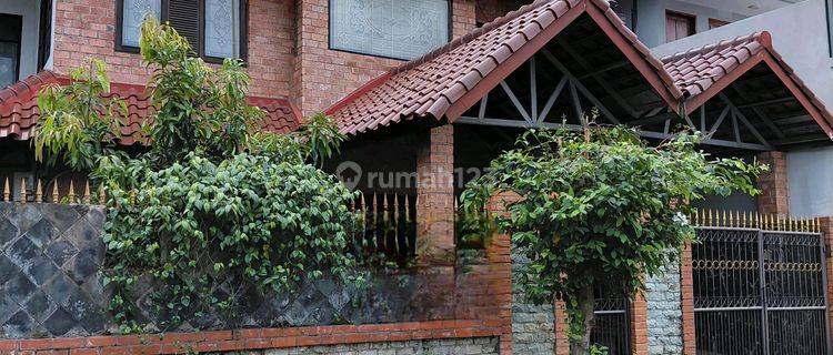 Rumah Cantik 2 Lantai Siap Huni Didalam Cluster Elite Raffles Hills Cibubur 1