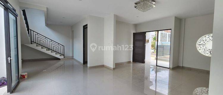 RUMAH DIJUAL CEPET BAGUS 2 LANTAI DI SETIABUDI REGENCY BANDUNG 1