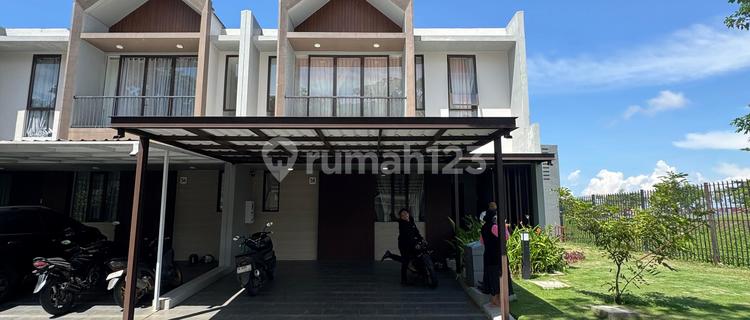 Dijual Rumah 2 Lantai Summarecon Makassar Mewah SHM 1