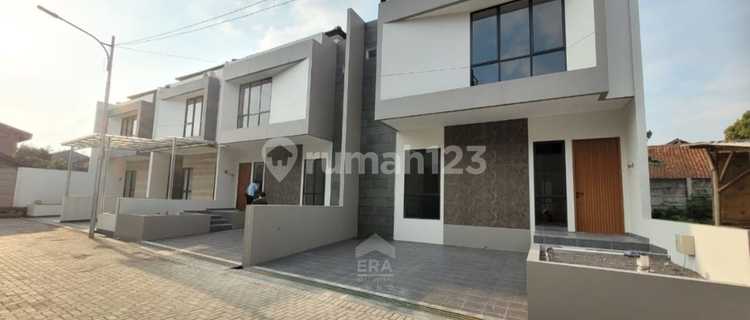 Rumah Baru Minimalis Dalam Cluster di Sayap Setraduta Bandung 1