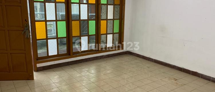 Rumah Bangunan Tua Hitung Tanah di Gunung Batu Cimahi Utara 1