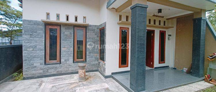 Disewakan Rumah View Sawah Utara Kampus Isi Jogjakarta Kode Dr.789 1