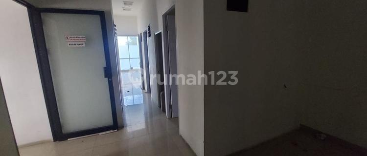 For Rent: Mini Building on Outer Ring Road Kalideres - West Jakarta 1