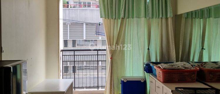 Apartemen 2BR Semi Furnish Siap Pakai di Frenchwalk Moi Kelapa Gading Jakarta Utara 1