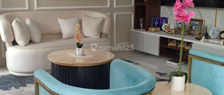 Dijual Rumah Full furnish di Permata Puri Laguna Mekarsari Depok 3 Lantai SHM 1