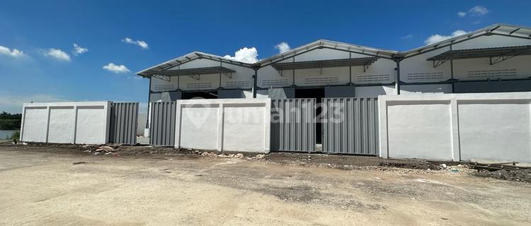 Pergudangan Romokalisari Baru Gress Double Gate Halaman Pribadi 1