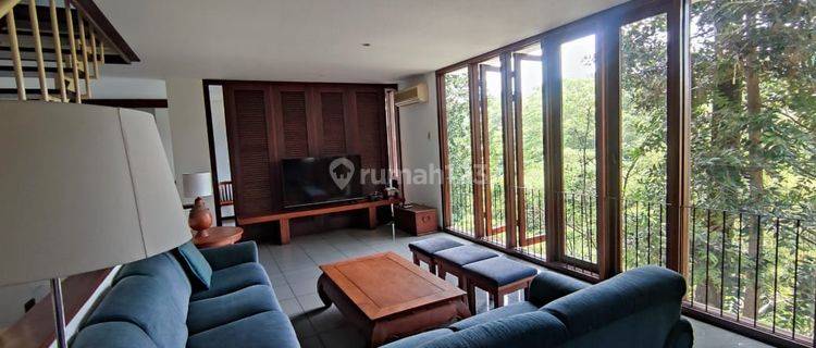 Rumah Konsep Villa Ubud di Area Ciumbuleuit 1