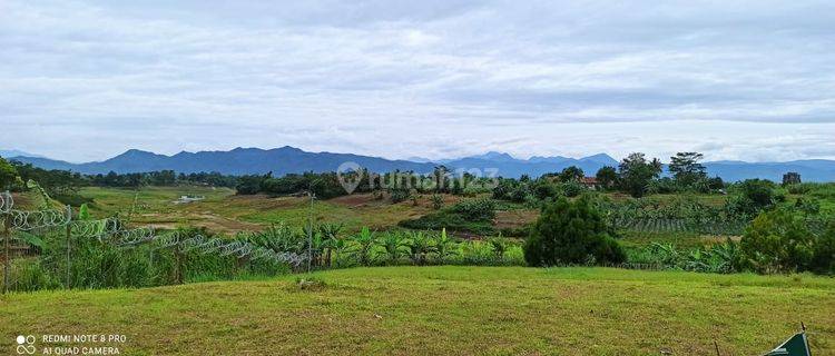 Kavling Dijual Bentuk Gentong View Danau di Kota Baru Parahyangan 1