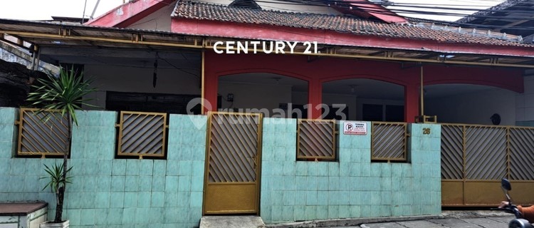 House for Sale in Pisangan Area, East Jakarta 1