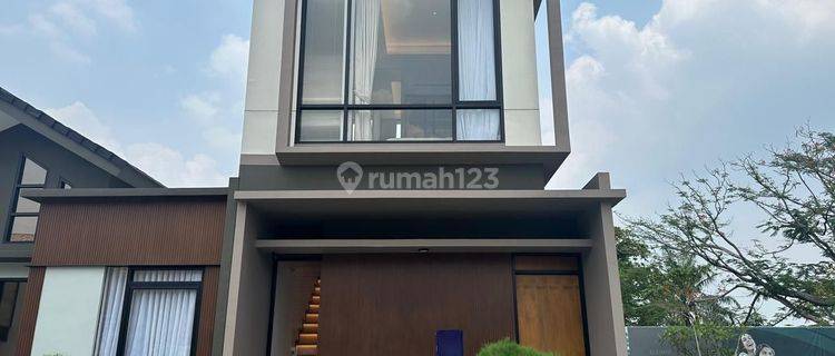 Rumah Tepi Danau Diapit 3 Gerbang Tol Di Selatan Jakarta  1