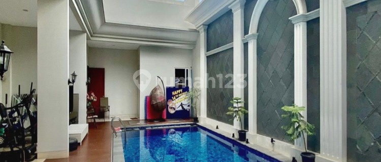 RUMAH MEWAH DI MENTENG BANGUNAN 3 LANTAI ADA PRIVATE LIFT DAN PRIVATE POOL 1