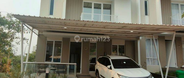 Di jual rumah siap pakai paramount village  1