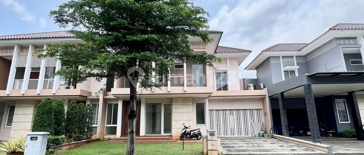 Sultan Guaranteed to Love! Elite & Premium Area! Best Exclusive Location Just Steps to Alam Sutera Center! Flood-Free with Guaranteed Security. 1