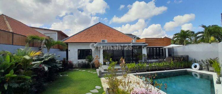 Spacious Villa In Umalas For Yearly Rental Blov 308 1