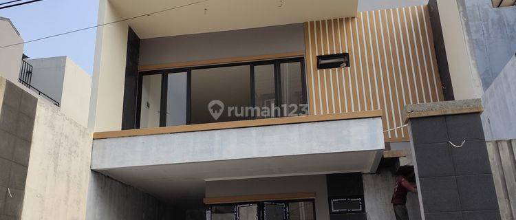 Turun Harga Rumah 3,5lantai  Muara Karang Blok3 8x15 Rapih 1