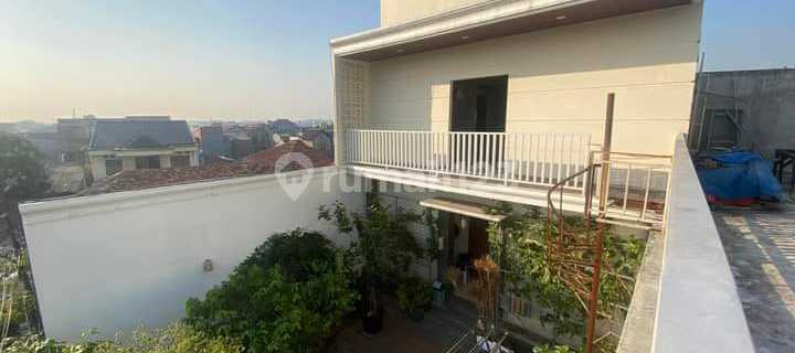 dijual rumah luas beserta 12 kamar Kost pusat kota 1