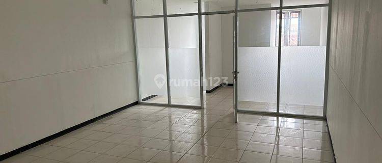Ruko Murah Strategis 3 Lantai di Tengah Kota Bandung 1