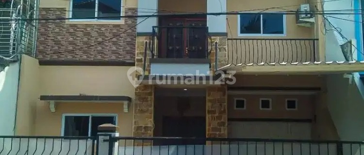 Simple Minimalist House East Kelapa Gading 1