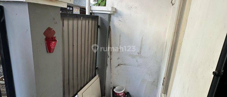 Rumah Minimalis Sederhana Gunung Sahari 1