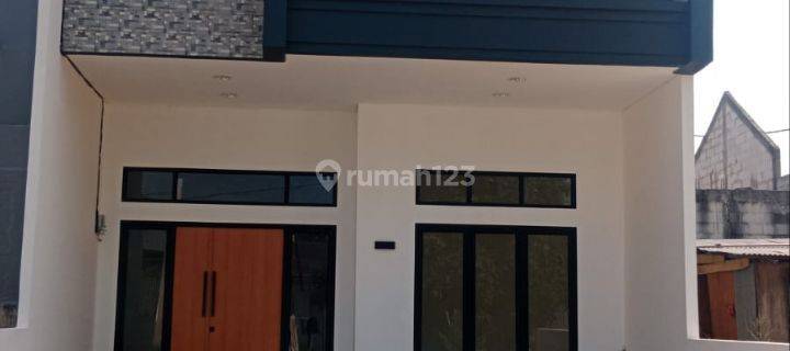 Rumah 2 Lantai di Royal Galaxy City, Dekat Tol 1