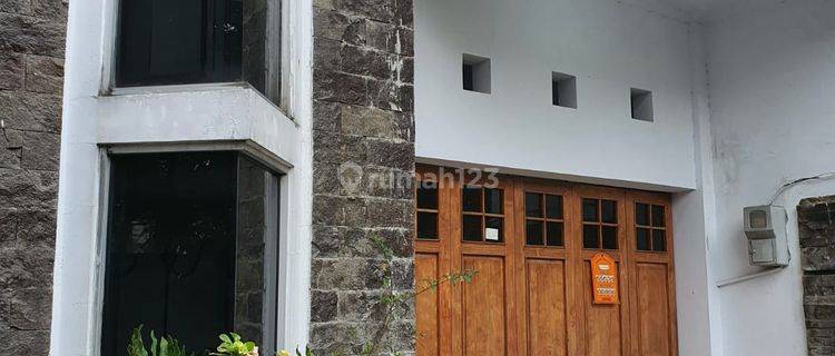 Rumah bagus 2 lantai pondok hijau 1