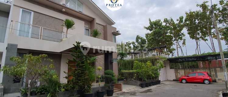 Premium Fully Furnished House for Sale, Just a Step Away from Mitra Plumbon Hospital. 1