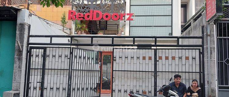 Jual Hotel Redoorz di Makaliwe Raya, Grogol Petamburan, Jakarta Barat 1