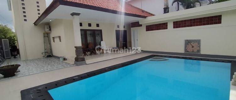 1 Floor Villa in Elite Environment Near Nusa Dua Toll 1