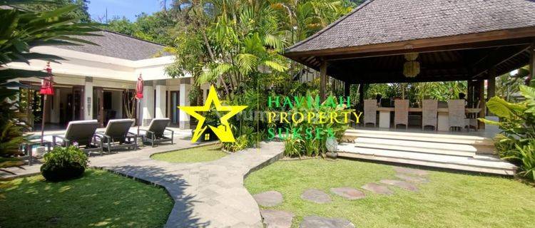 Beautiful Villa With Big Wonderful Garden, Walking Distance To Padang Galak Beach, Sanur
 1