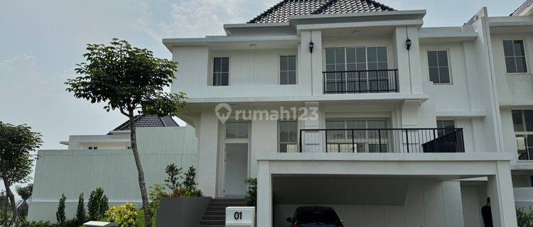 Rumah Mewah American Classic 3 Lantai Di Perbukitan Bogor 1