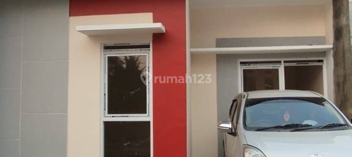 Jarang Ada rumah masuk mobil di kota Cimahi dijual semurah ini
 1