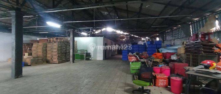 Disewakan Gudang Dan Kantor Siap Pakai Depan Jalan Raya 1
