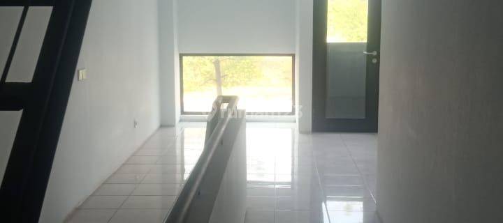 Di Jual Ruko Rendeng 2 Lantai Cluster Pancawarna Kota Baru Parahyangan  1