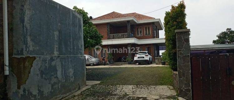 Rumah Villa Dengan View Kota Bandung Ciumbuleuit Bandung Utara  1