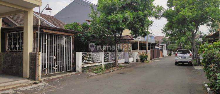 Rumah Kontrakan di Jl. Kembar Muhamad Toha Bandung, Bandung 1