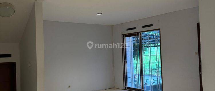 Rumah Bagus di Pondok Hijau Setiabudi Bandung 1