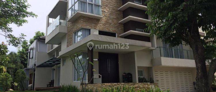 Rumah siap huni - bangunan modern De Latinos BSD Centro Havana dekat tol 1