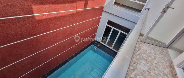 Dijual rumah Alam Sutera Onyx ada private pool 1