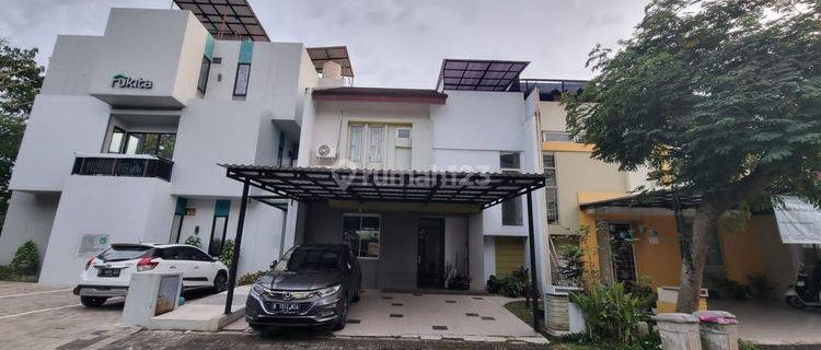 Dijual rumah kos 8 kamar di Foresta Naturale BSD 1