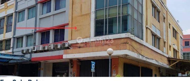 Ruko Komplek Ruko Mega Grosir Cempaka Mas 69 m2 HGB Bagus 1