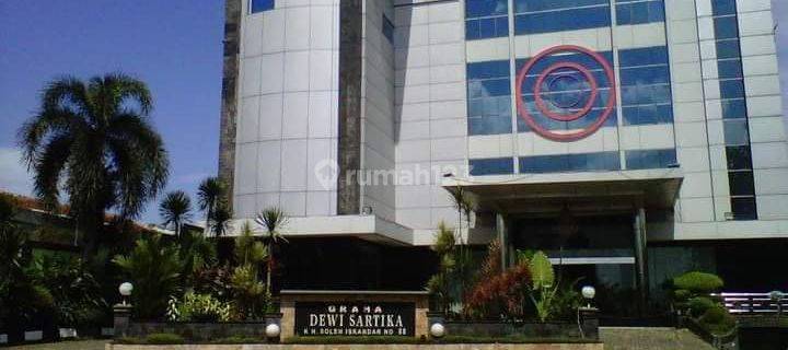 Gedung serba guna graha Dewisartika berada di pusat kota bogor 1