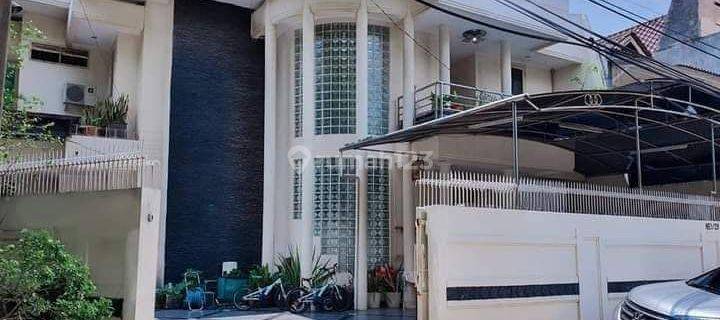 Rumah bagus siap huni lokasi belakang Mall kelapa gading 1