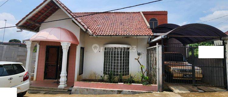 Rumah Semi Villa di Cimahi Utara 1